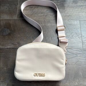 Guess Cream Crossbody Bag with Gold-Toned Hardware new without tags